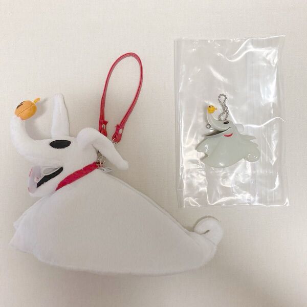 ナイトメアビフォアクリスマス ゼロ ポーチ キーホルダー ディズニーストア レア ぬいぐるみ 光るおもちゃ ディズニーランド