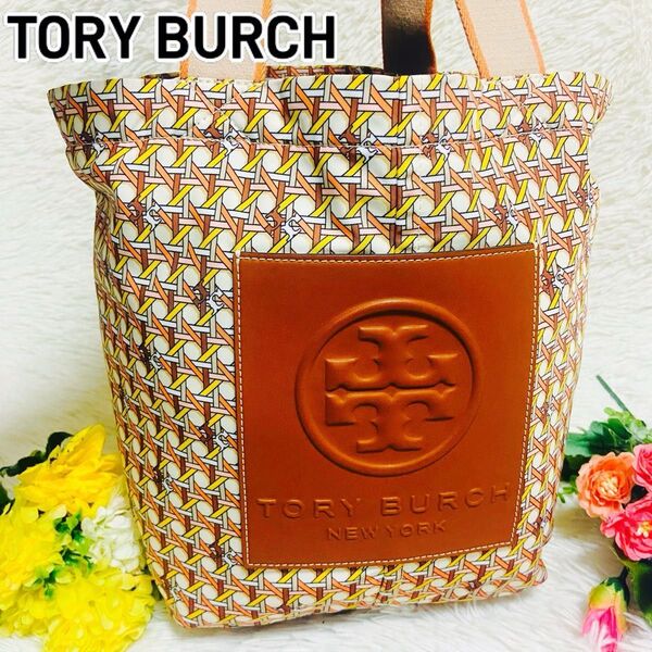 未使用●TORY BURCH●トリーバーチ●トートバッグ●肩がけ●幾何学●大容量●ショルダーバッグ●旅行バッグ●通勤バッグ●
