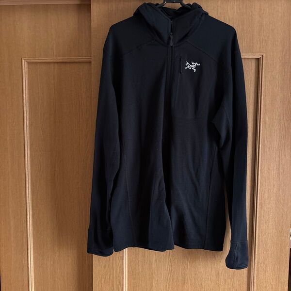 正規品 Arc'teryx フリース フード付きデルタハーフジップフーディ ブラックS