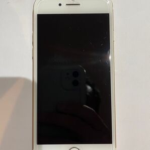 iPhone7 32GB ゴールド ドコモ SIMフリー ★ジャンク★ 部品取りにいかが?
