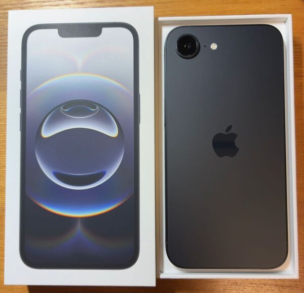 極美品!iPhone16e 128GB SIMフリー ブラック Apple
