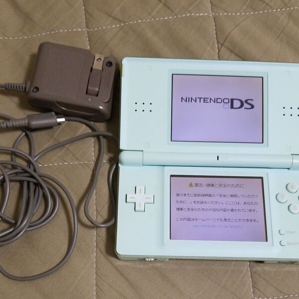 ニンテンドーDS Lite(アイスブルー)