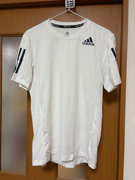 adidas 半袖 Tシャツ スポーツウェア S