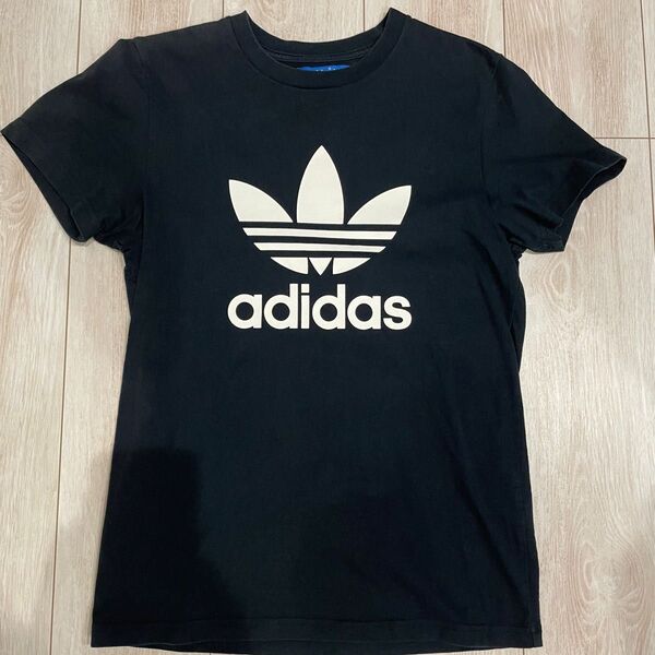 adidas アディダス 半袖Tシャツ 黒