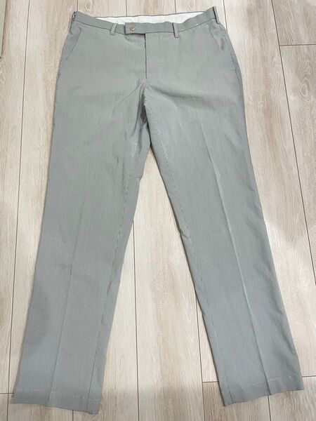 UNIQLO ユニクロ 感動パンツ ストライプ スラックス