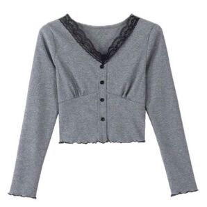 SHEIN カラーブロック レース フリルヘムクロップトップ