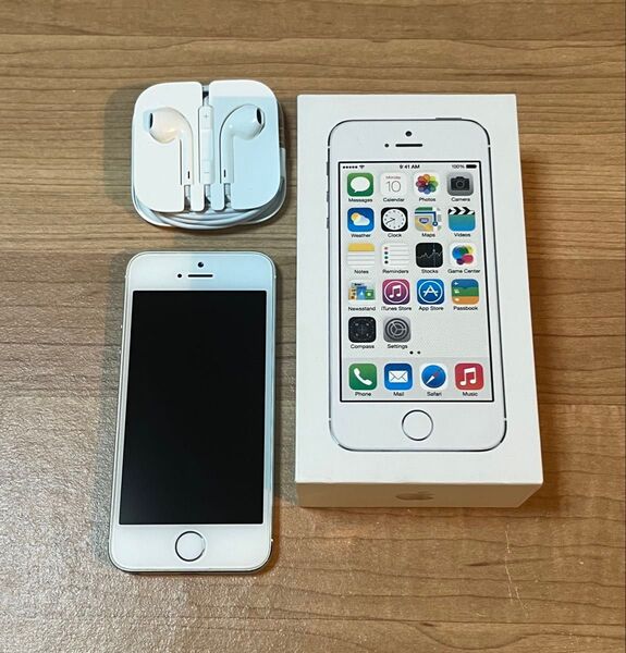iPhone 5s シルバー Apple