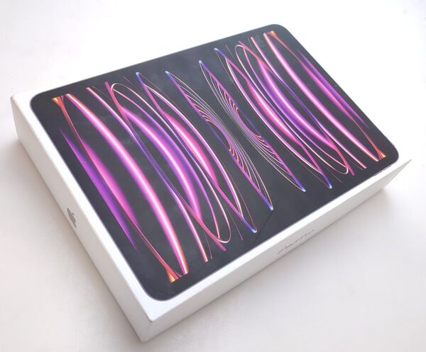 iPad Pro 11インチ 第4世代 Wi-Fi 256GB グレー 新品未開封 箱に傷みあり