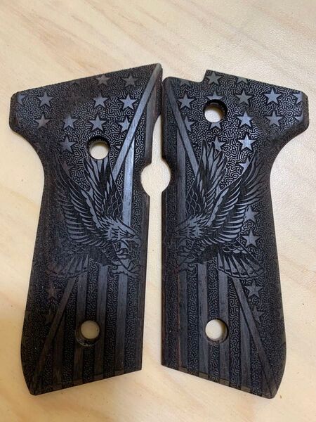 新品マルイベレッタ m9用ウッドグリップ U.S.M9/M9A1 /M92F用 値下げ不可