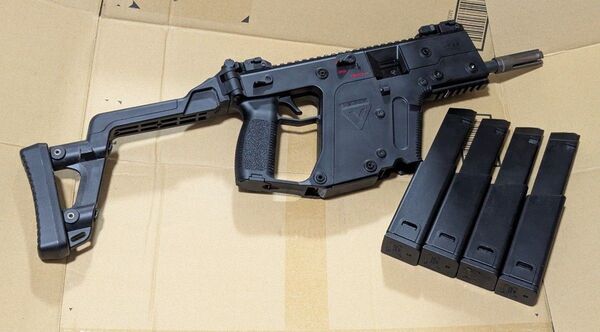 Coyote airsoft(ARES)製 kriss vector