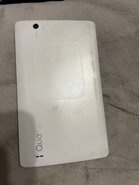 Qua tab タブレット 中古