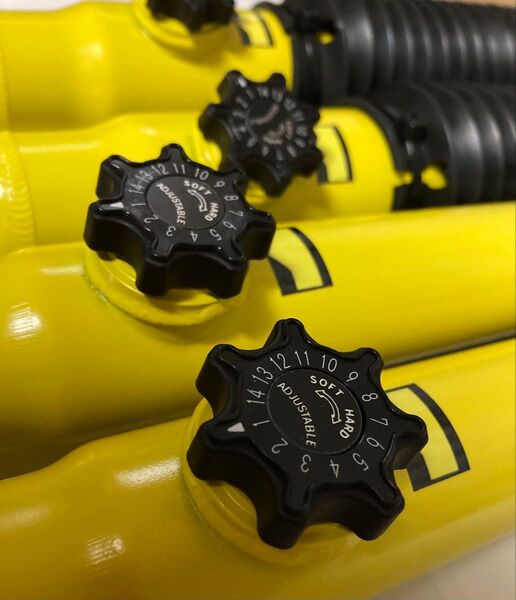 未使用品 flex フレックス ハイエース 2WD用 ショックアブソーバー14段階 減衰力調整機能付き