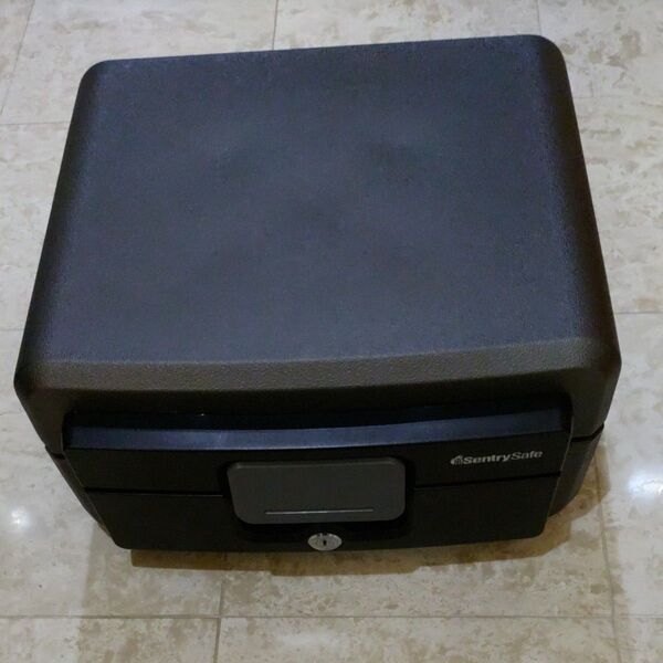 SentrySafe ファイアセーフ HD2100L 耐火金庫