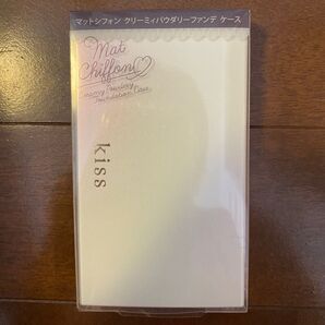 【新品未使用未開封】kiss キス マットシフォングリーミィパウダリーファンデ ケース