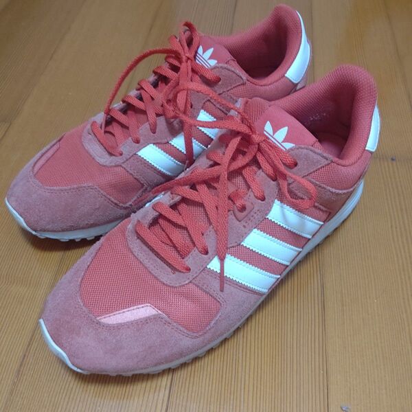 adidasアディダス ZX 700 US10.5
