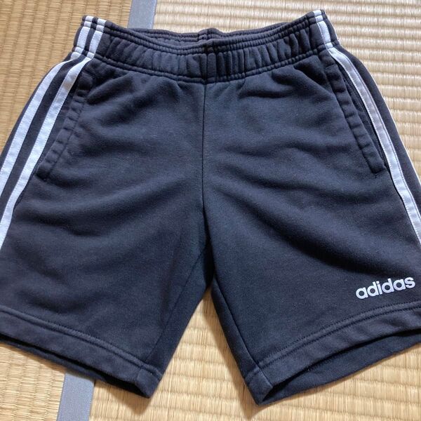 アディダス adidas ショートパンツ 140cm 短パン