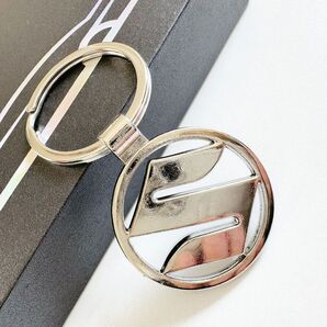 スズキ SUZUKIキーホルダー おしゃれ 金属 3D1