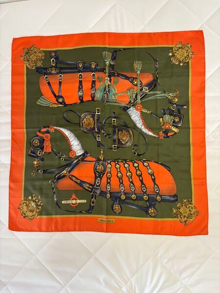 HERMES エルメス スカーフ Harnais de Cour カレ90 オレンジ グリーン