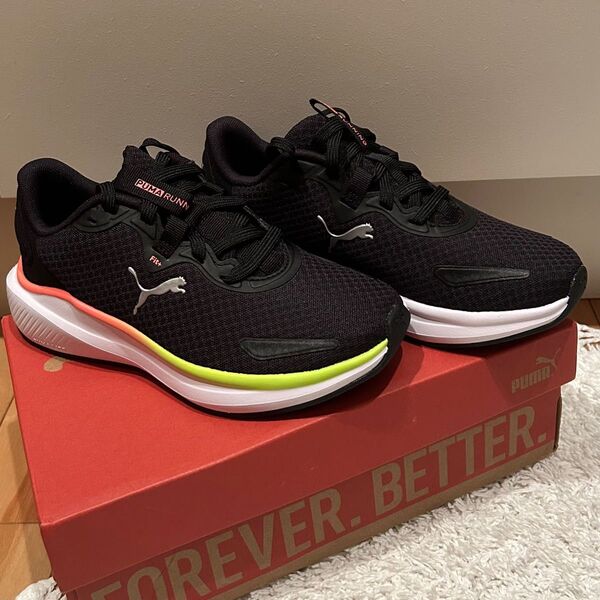 PUMA ランニングシューズ 22cm ブラック 未使用