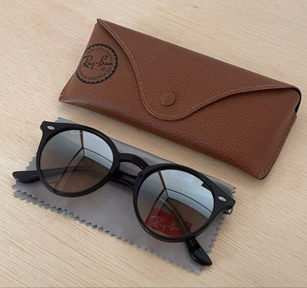 Ray-Ban レイバン RB2180 イタリア製 サングラス カッコイイブラウンの大人レイバン 美品