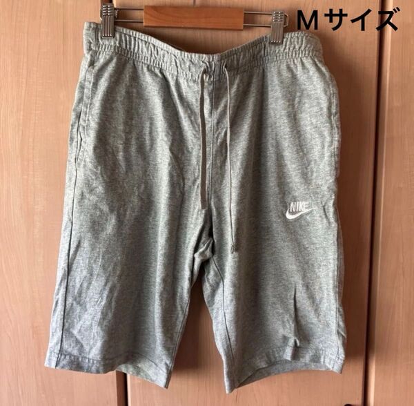 (最終値下げしました)ナイキのハーフパンツ メンズ グレー Mサイズ