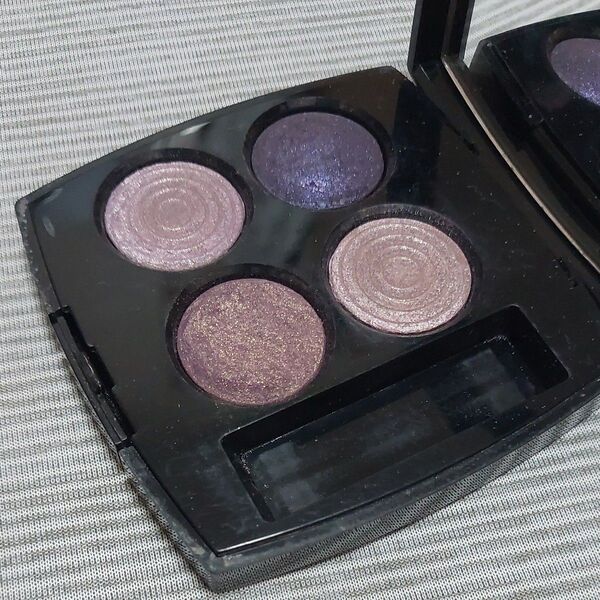 CHANEL シャネル レキャトルオンブル アイシャドウ