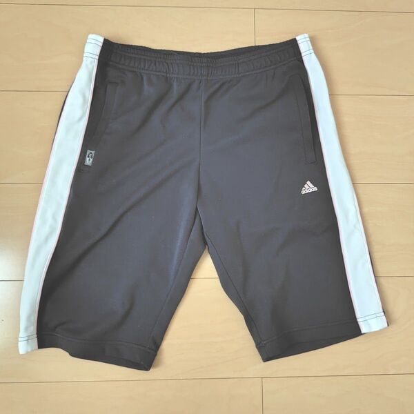 adidas アディダス 半ズボン ハーフパンツ ズボン 紺 ブラック ジャージ