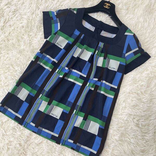 TOMMY HILFIGER トミーヒルフィガー レディース 半袖トップス カットソー くるみボタン エレガント Sサイズ