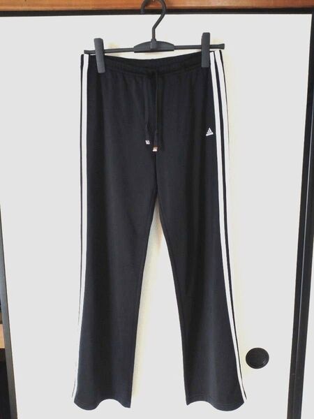 adidas トラックパンツジャージパンツ