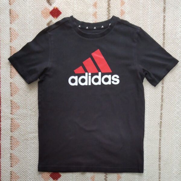 adidas アディダス キッズ半袖Tシャツ サイズ150cm