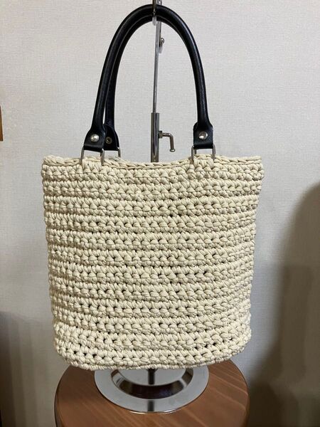 ハンドメイド トートバッグ かぎ針編み ベージュ
