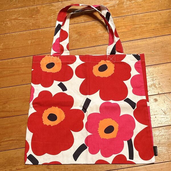 マリメッコ marimekko トートバック エコバック レッド ロゴバッグ