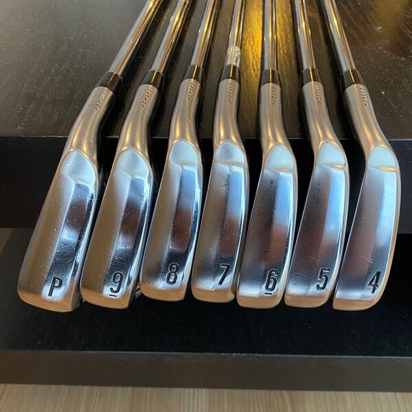 zx5 mkⅡ アイアン7本セット(P、9、8、7、6、5、4)KBS TOUR LITE R