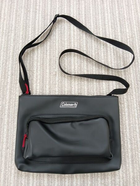コールマン ブラック ショルダーバッグ サコッシュ Coleman 中古品 モノマックス 黒 ブラック