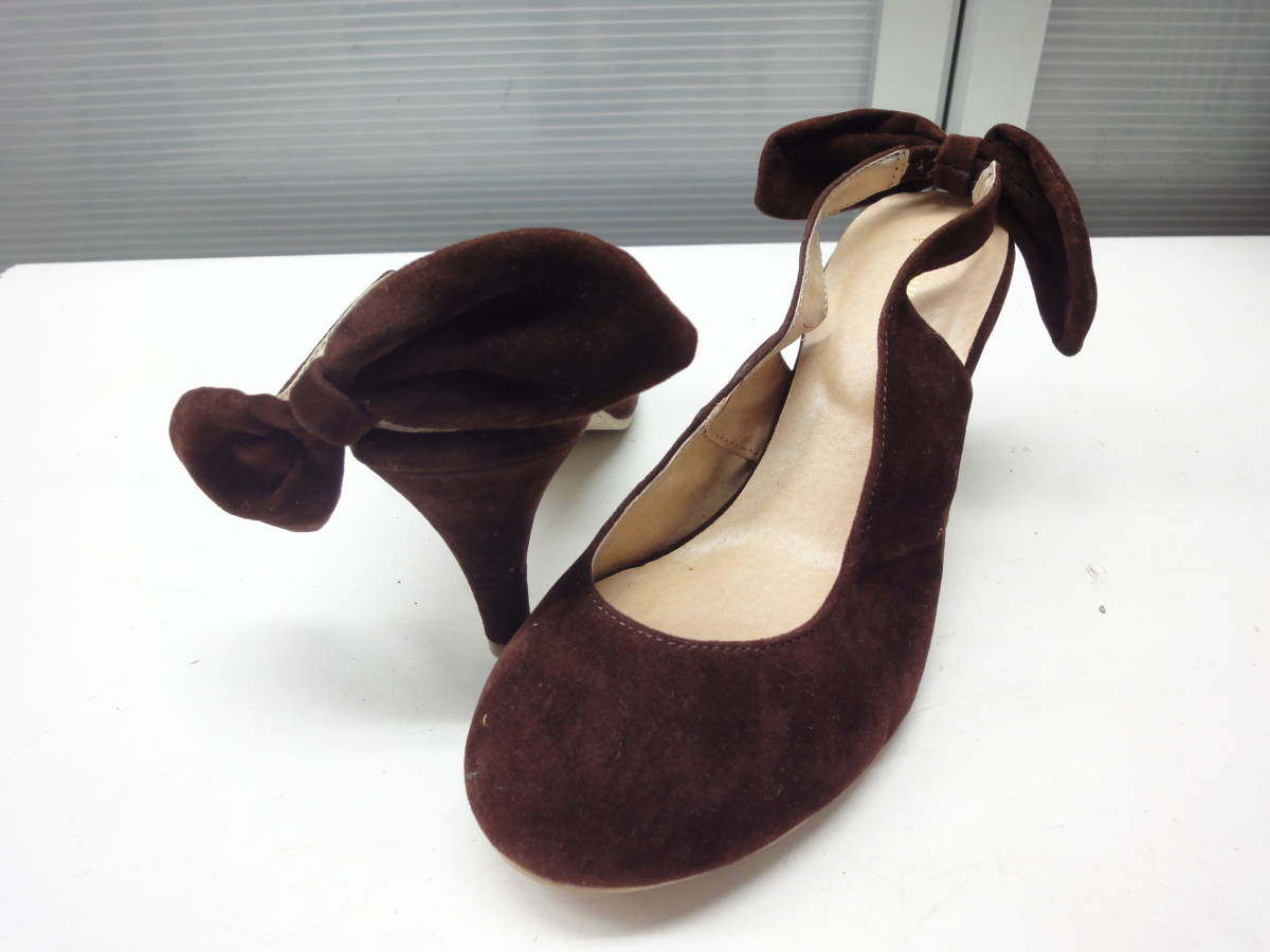 送料込◎menue/メヌエ■M(23.0～23.5㎝程度)■バックストラップ リ