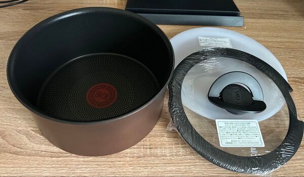 新品 ティファール ソースパン+ガラス蓋+シールリッド 18cm モカ インジニオ ネオ IH ガス火