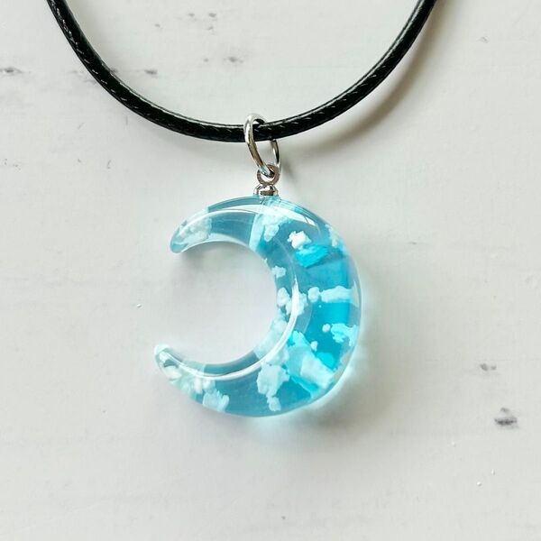 ハンドメイド ネックレス 月 空 雲