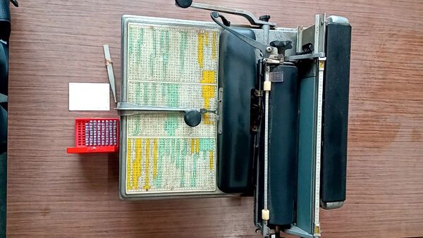 古い活版印刷機 レトロ アンティーク