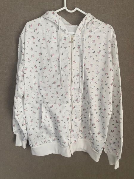 SHEIN 花柄長袖ジップ付きパーカー