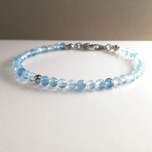 【No.522】アクアマリン 4mm キラキラ 細め 天然石ブレスレット シルバー サージカルステンレス