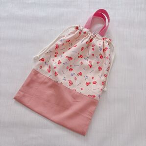 体操服入れ お着替え袋 ハンドメイド 女の子 花柄 イチゴ アイボリー