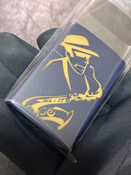 特価品 zippo ネイビー 前面加工 希少モデル 2016年製 シルバーインナー 2016年製