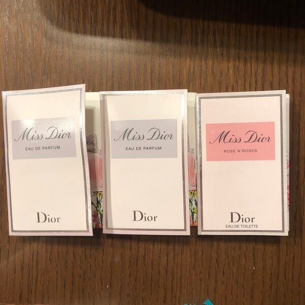 Christian Dior ディオール ミスディオール オードゥパルファム ローズ & ローズ 香水 サンプル