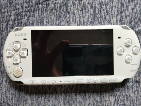 SONY PSP-3000 本体 ホワイト カセット複数付き