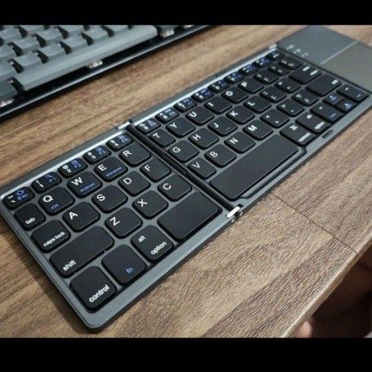 EWIN 折りたたみ ワイヤレスキーボード タッチパッド付 Bluetooth