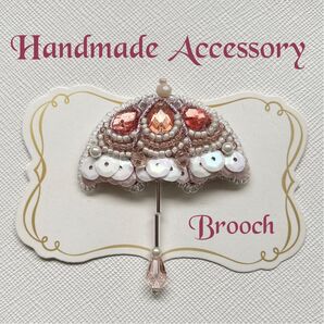 ハンドメイドブローチ ビーズ刺繍の傘ブローチ*ピンク