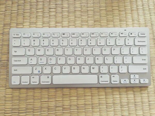 キーボード ワイヤレス Anker