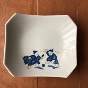 昔のお皿 小皿 4枚 昭和レトロ 和柄　和食器