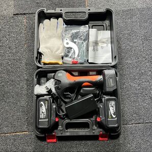 最強新型電動ハサミ 充電式 切断直径50mm 庭木/枝切り/果樹用/電線/ケーブルなど バッテリー2個&替刃1セット
