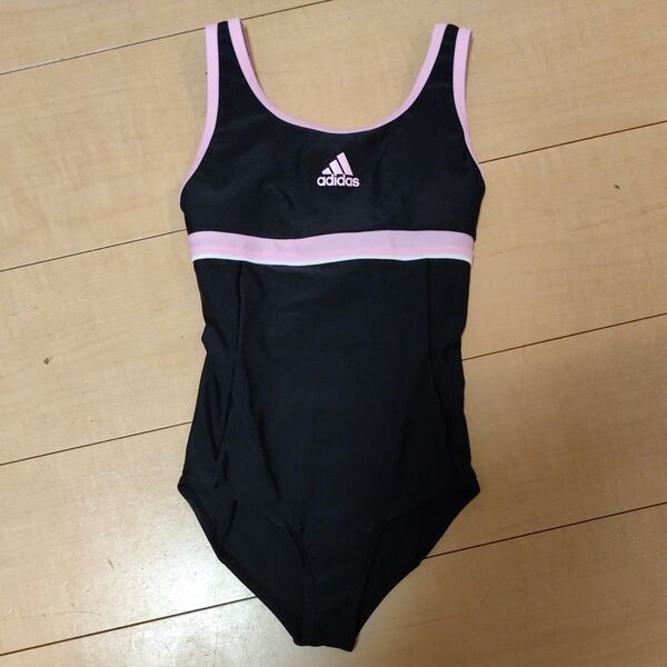 adidas 水着 130cm